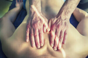 Massage rebouteux